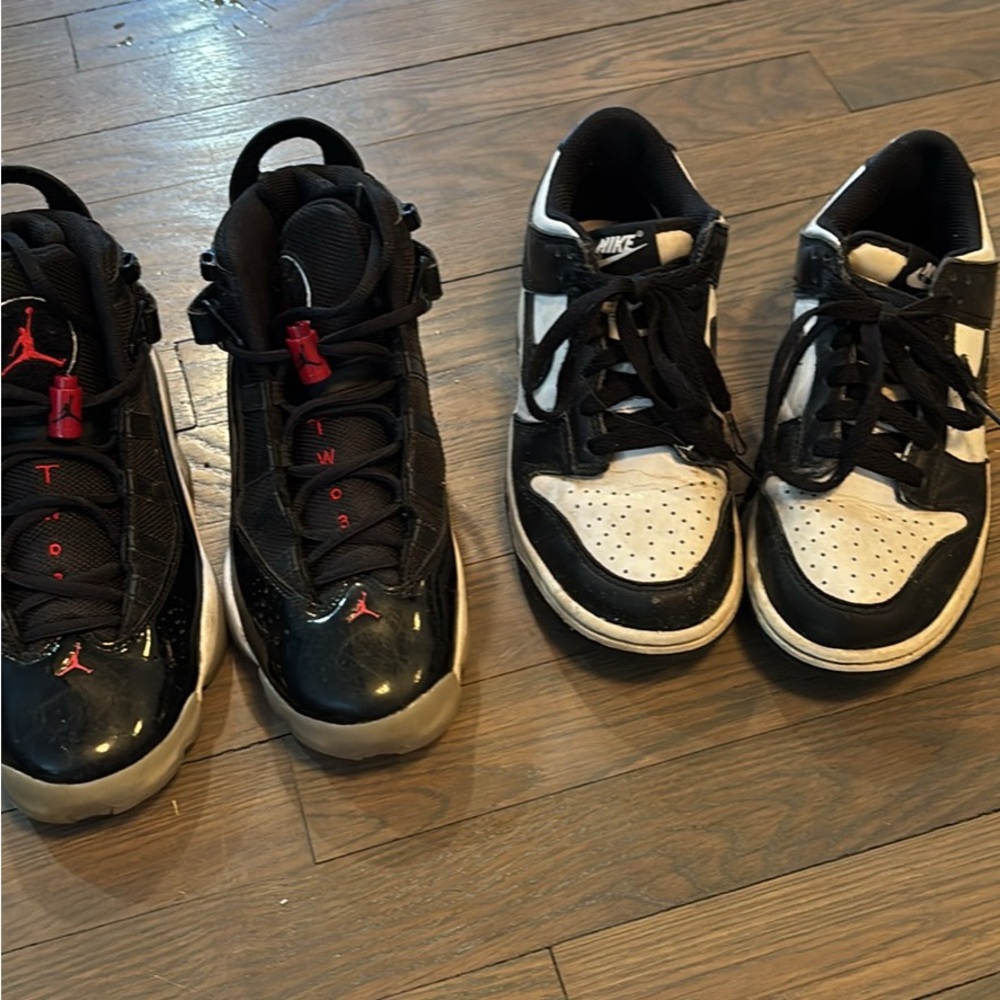 Nike Black and White Sneakers Set